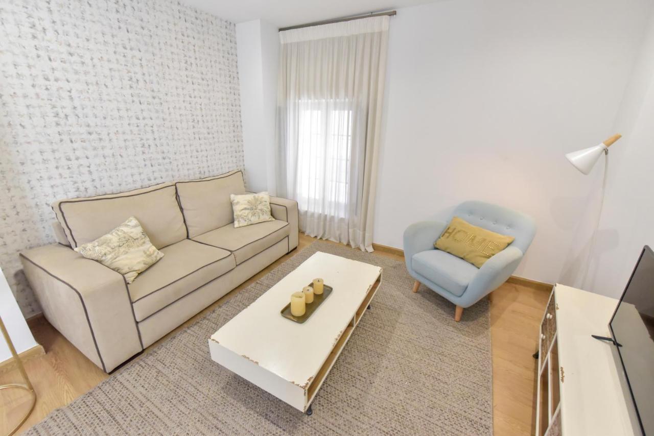 New! Retro In Neighbourhood Appartement Séville